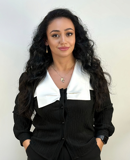 Эльвира Гиносян