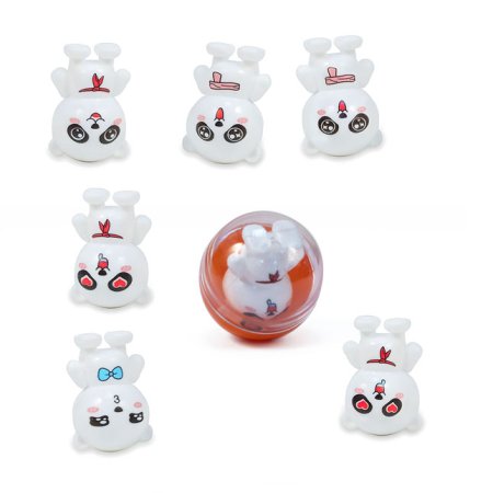 Игрушки  в капсулах 34 мм "Семейка панд"